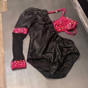 LA designs dance costume